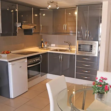 Tenerife Royal Gardens 20 - One Bed Apartamento Playa de las Américas